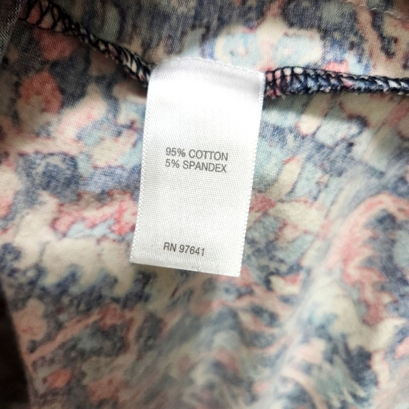 J. Jill Henley Style Popover Babydoll Hem Top Size S Petite Abstract Geo Floral - Picture 6 of 6